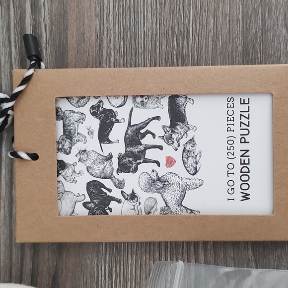 New Wooden " Pet Show " Puzzle by Trove 250 Pieces Great Gift Dogs Cats - Picture 2 of 5